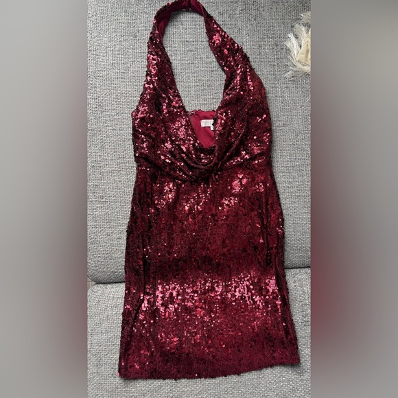 Brand New w/ Tag β Simons Burgundy Sequin Dress, Size M β Stunning Party Look! - Picture 2 of 10